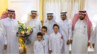 مال الكون ما يعوضني.. سعودية تعفو عن عامل تسبب بوفاة صغيريها