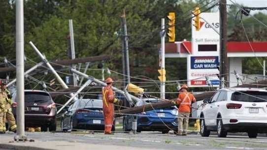عواصف في كندا.. قتلى وانقطاع الكهرباء عن 900 ألف منزل