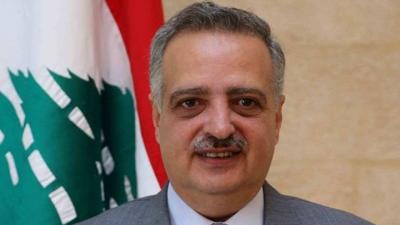 طلال أرسلان خارج مجلس النواب