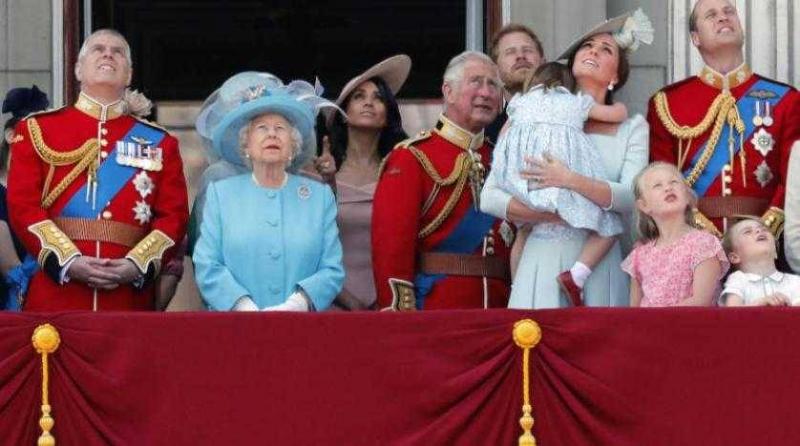 احتفالات يوبيل الملكة.. هؤلاء فقط في شرفة باكنغهام
