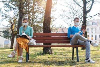 Symptoms of "COVID" Differ Between Men and Women