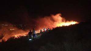 Fire in the Al-Masha' Neighborhood between Al-Mansouri and Majdel Zoun