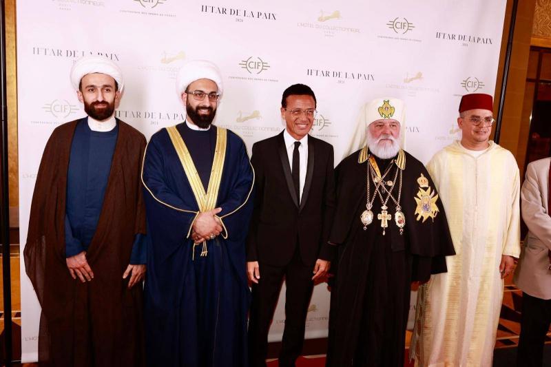Omar Harfouche Receives the Global Humanitarian Award for Peace in Paris