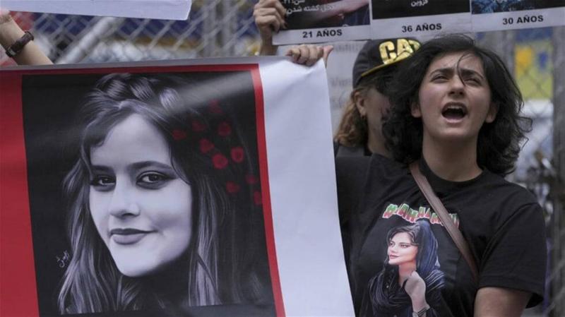 Imprisonment of Iranian Artist Due to Song: What's the Connection to Mahsa?