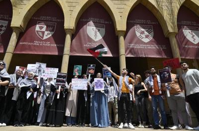 Solidarity Stand in Front of the American University in Support of Gaza Families (Photos)