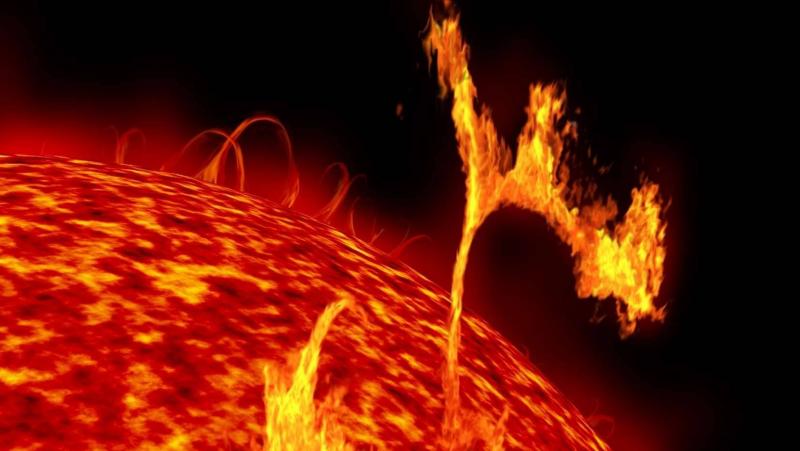 Video: Sudden Solar Eruption Causes Radio Outage!