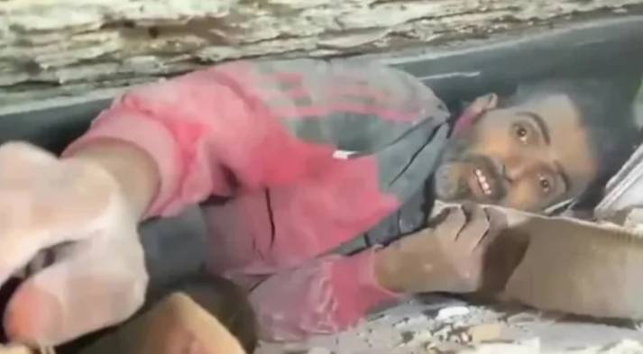 Rescue of a Couple in Hatay After 12 Days under Earthquake Rubble