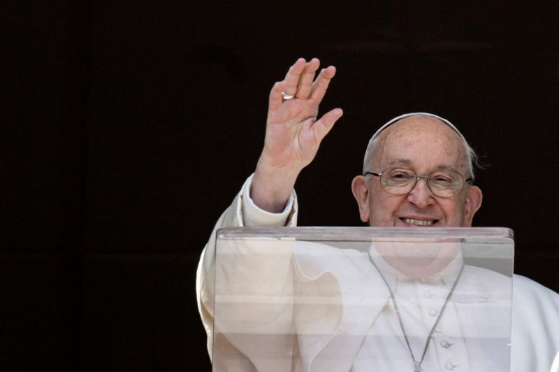 Pope Francis Transferred to Hospital