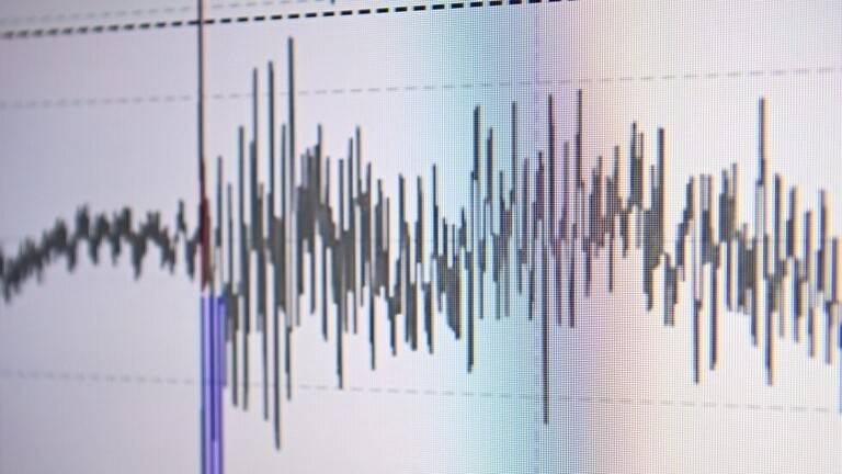 Title: 5.2 Magnitude Earthquake Strikes India