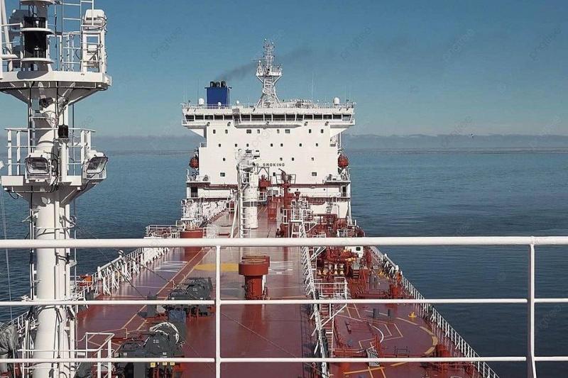 Title: U.S.-UK Strikes on Houthis Disrupt LNG Ships