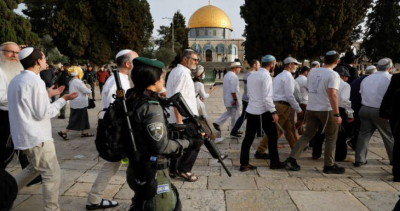 Settlers Storm Al-Aqsa Mosque