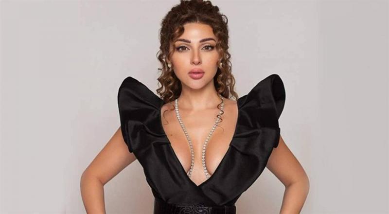 From Dubai to India: Myriam Fares' Spontaneous Dance!