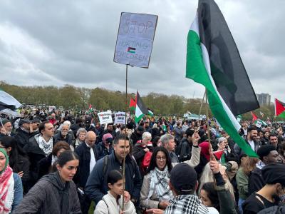 "In Solidarity with Gaza": Massive March Kicks Off in London (Video)