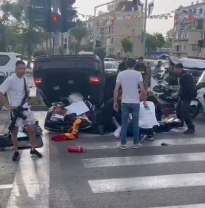 Title: Ben Gvir and Daughter Hospitalized After Traffic Accident Near Ramla Attack (Video)