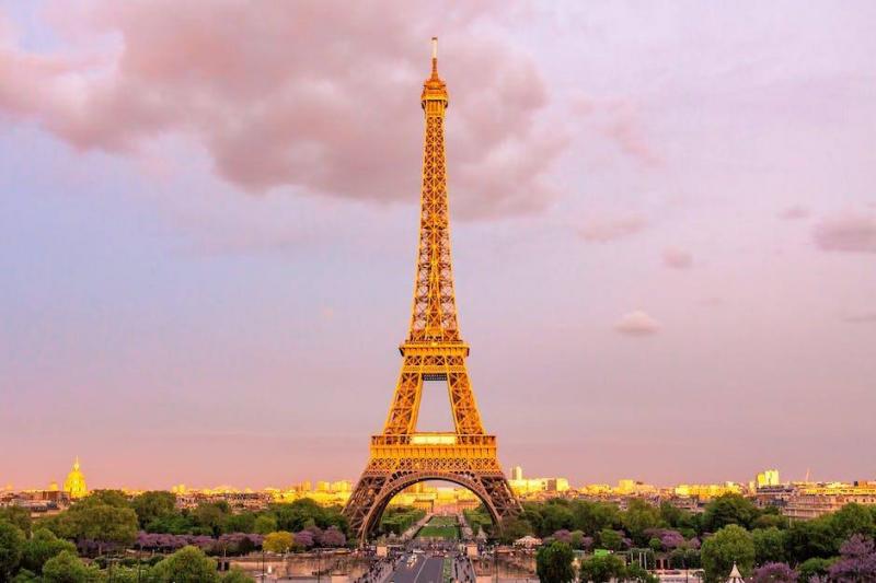 What is the Connection Between the Builder of the Eiffel Tower and Egypt?