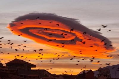 Title: Video: "Strange Object" Causes Panic in the Skies of Turkey!