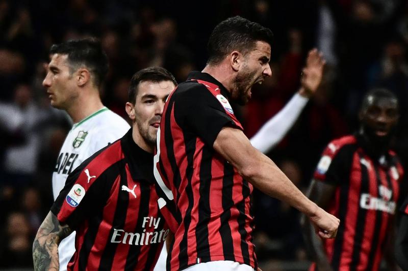 Hot Showdown Between Milan and Paris Saint-Germain