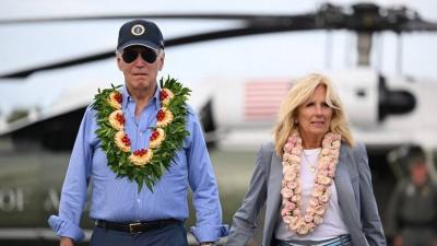 Video: Biden Falls Asleep During Meeting with Hawaii Fire Victims