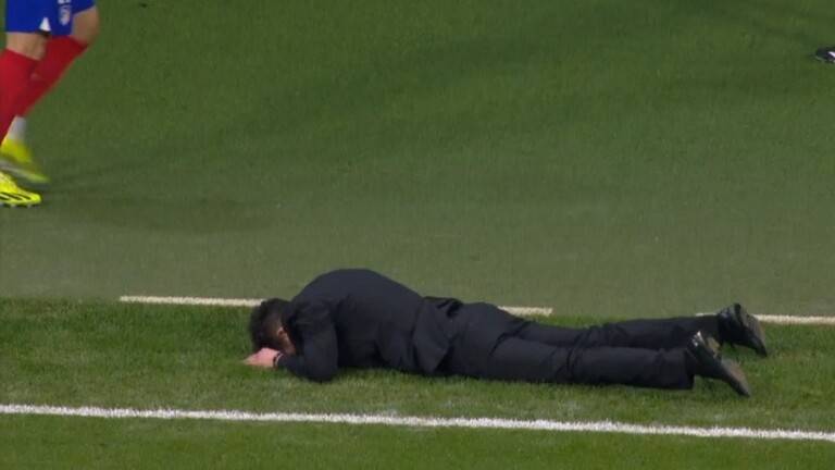 Video - Atletico Madrid Coach Breaks Down in Tears