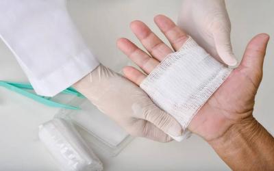 Cancer-Causing Chemicals in Wound Dressings!