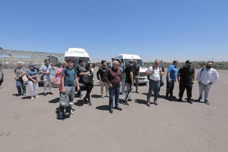 American Medical Team Visits Gaza for Surgeries and Doctor Training