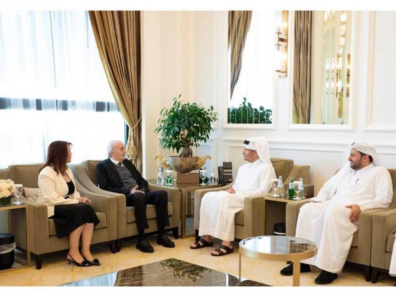 Title: Qatari Prime Minister Receives Jumblatt