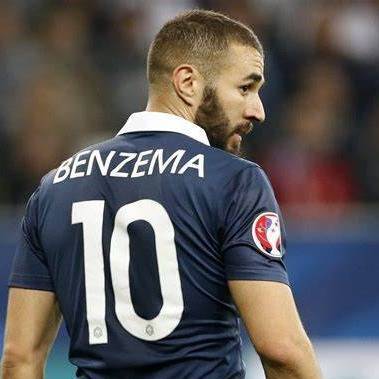 French Interior Minister Continues Attack on Benzema