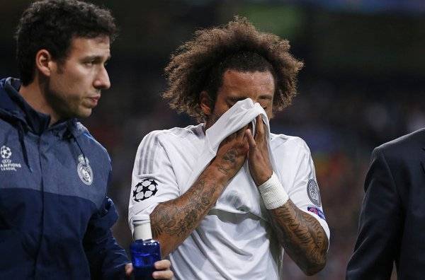 Marcelo Leaves the Field in Tears After Sanchez's Horrific Injury (Video)
