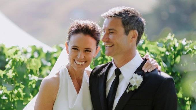 Former New Zealand Prime Minister Marries After Long Wait
