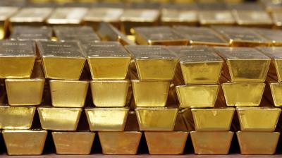 Gold Set to Achieve Weekly Gains