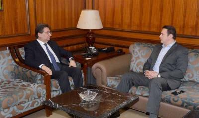 The Role of the "Quintet" Between Kanaan and the Egyptian Chargé d'Affaires