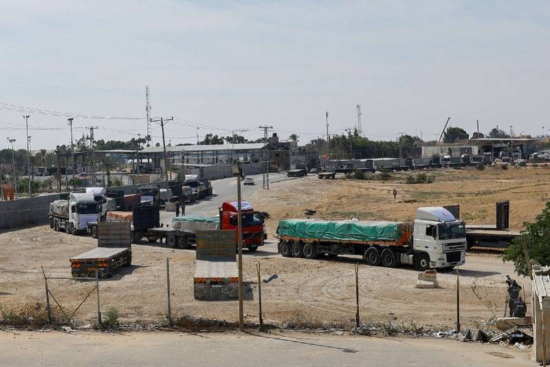 Egypt Launches Large Land Convoy to Gaza Under Sisi's Orders