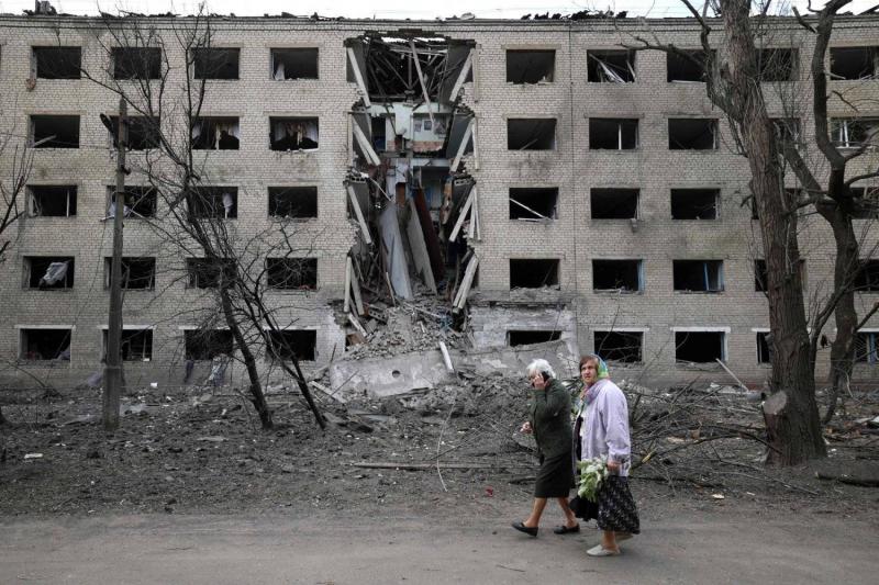 Two Killed in Russian Attack on Eastern Ukraine