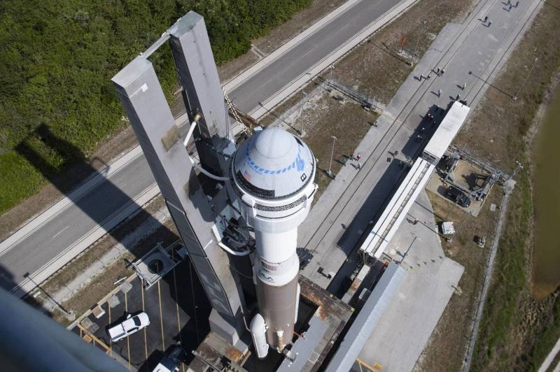 NASA Astronauts Arrive in Florida for First Crewed Starliner Mission