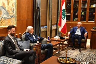 Pictures - Jumblatt Meets Berri in Ain el-Tineh