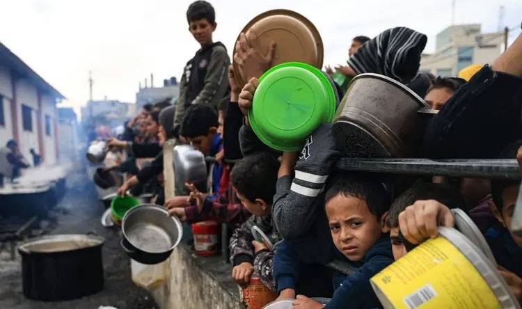 Title: UNRWA Suspends Food Distribution in Rafah