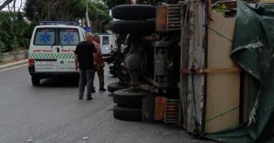 Title: Truck Driver Injured After Accident in Al-Namiriyah