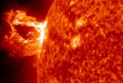 Scientists Detect Strong Solar Flare