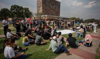 Students Supportive of Palestine Set Up Tents in Front of Mexico's Largest University