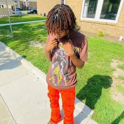 Teen Accidentally Shoots Himself While Filming Music Video