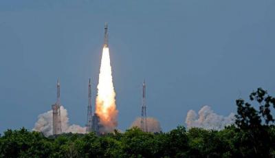 After the Moon... India Launches Rocket to Study the Sun