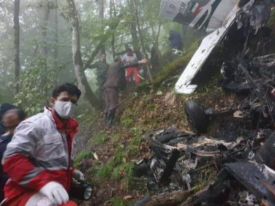 Title: Emotional Scenes of Transferring the Corpses of the Iranian Helicopter Crash Victims