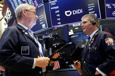 S&P 500 and Nasdaq Rise with Increase in Unemployment Claims