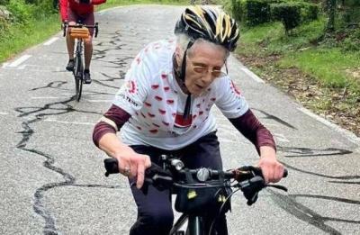 British Grandmother Climbs Famous French Mountain to Support Gaza