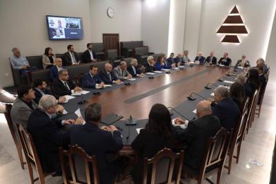Kataeb: The Only Way Out of the Presidential Vacancy is Hezbollah's Withdrawal of Its Candidate
