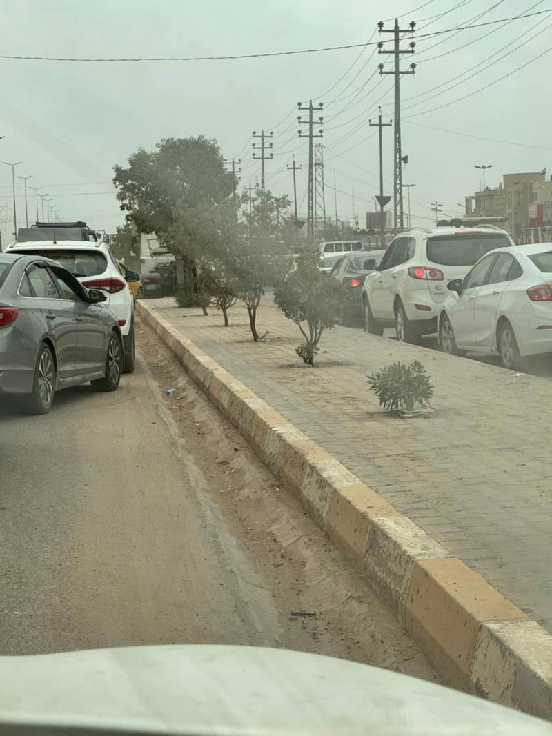 Fuel Crisis in Iraqi Provinces and Long Lines at Stations