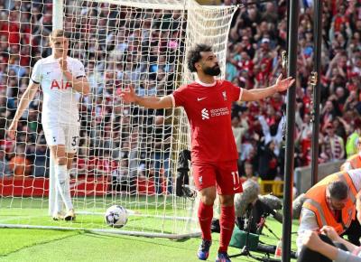 Ferdinand Defends Salah Amidst Criticism