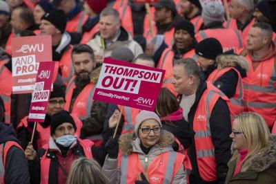 UK Strikes: Talks Between Government and Teaching Unions Begin