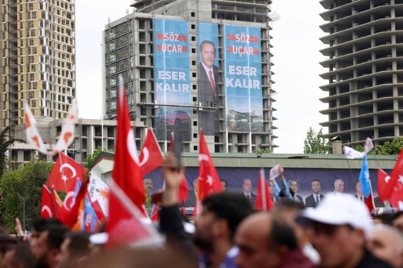 Turkey Heads Towards Presidential Election Runoff