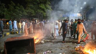 Police in Pakistan Ban Gatherings of Imran Khan's Supporters